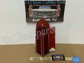 OEM 1973 Cadillac Eldorado LEFT SIDE TAIL LIGHT LENS BEZEL QUARTER PANEL EXTENSION #5965469/#5966471